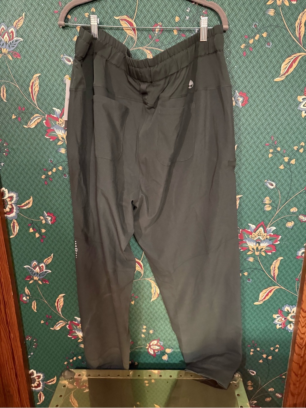 Healing Hands Jogger Pant Scrubs-dark pine